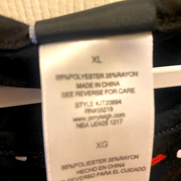 MODERN LUX WOMEN SLEEVELESS TANK TOP - Picture 3 of 3